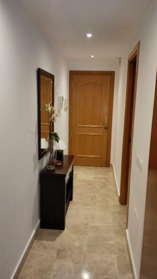 Apartamento En La Carihuela 托雷莫利诺斯 外观 照片