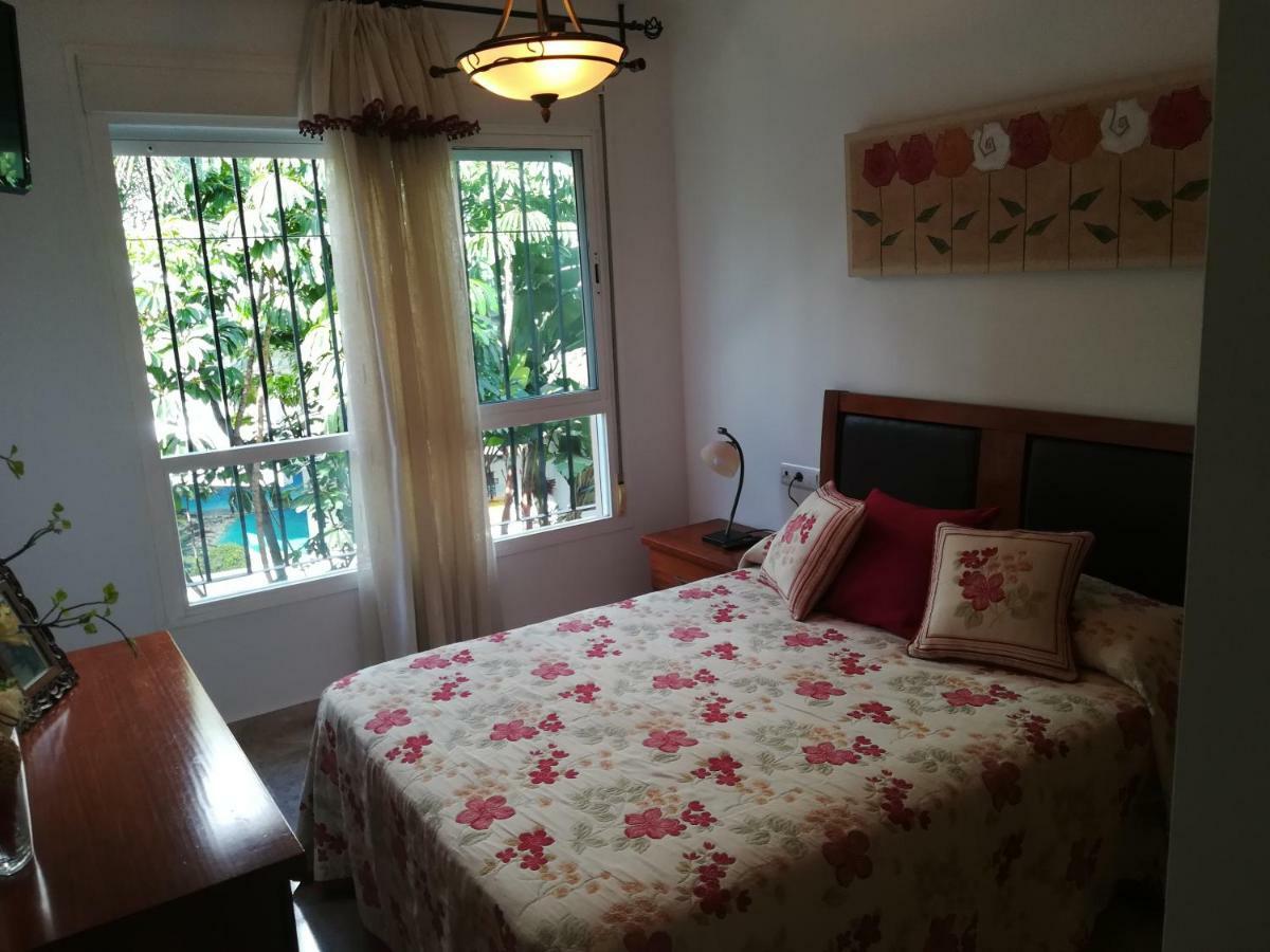 Apartamento En La Carihuela 托雷莫利诺斯 外观 照片